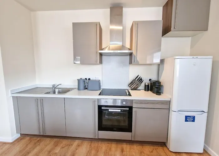 Free Parking City Centre Flat By City Superhost