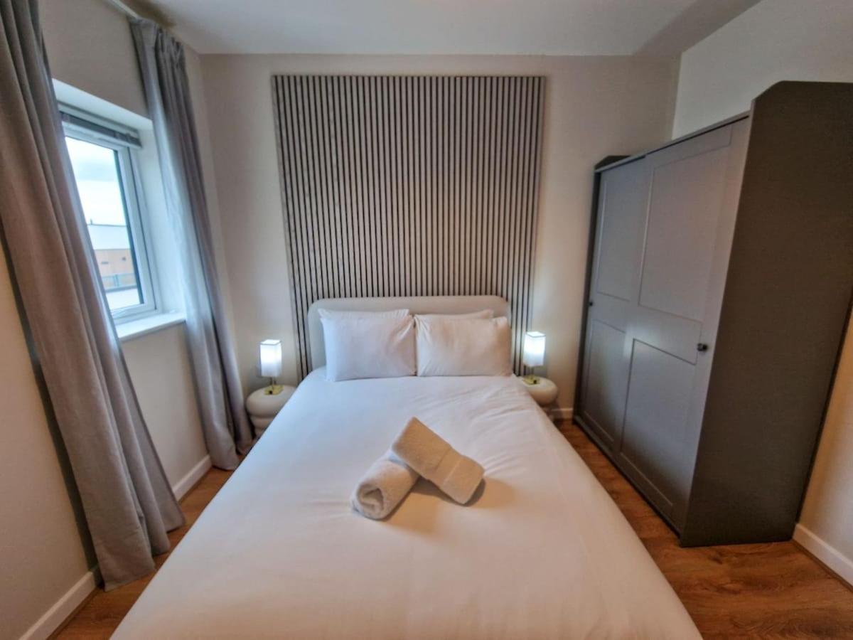 Holiday home Free Parking Centre Flat By Superhost *